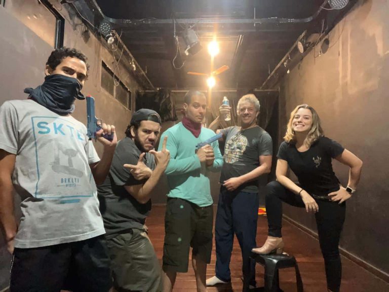 Curso de modelo e curso de ator — alunos da Cia. de Teatro Contemporâneo